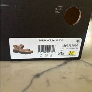 Vionic Taupe Sandals